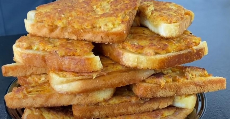 Горячие жареные бутерброды с фаршем на завтрак — самые простые продукты
