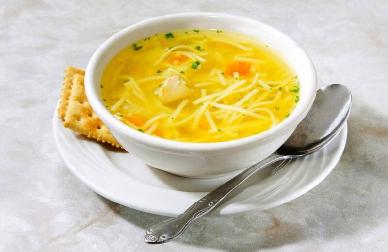 Куриный суп с секретом: дети и муж просят готовить только так. Пальчики оближешь